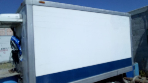 Imagen 7 de 15 de Cajas Refrigeradas Par Torton Termicas For Nissan Cuatro