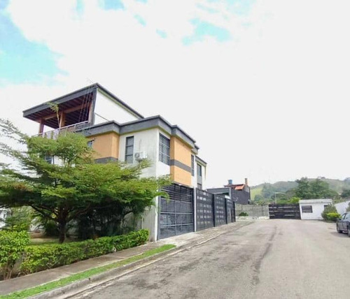 Lh Townhouse En Venta Ubicado En Arjona