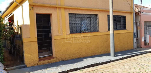 Imagem 1 de 6 de Venda De Casas / Padrão Na Cidade De Araraquara 9892