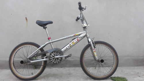 Bicicleta Olmo Freestyle Bmx Premium Cromada Rod20