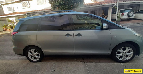 Toyota Previa .