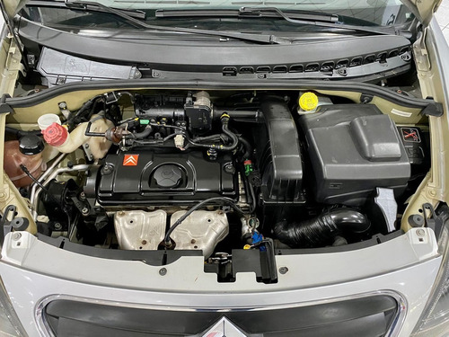 Imagem 8 de 11 de Citroen C3 1.4 I Exclusive 8v 2012