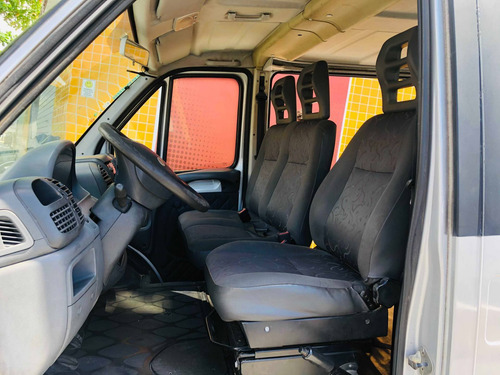 Fiat Ducato 2.3 Minibus Teto Baixo 8v Turbo Diesel 3p