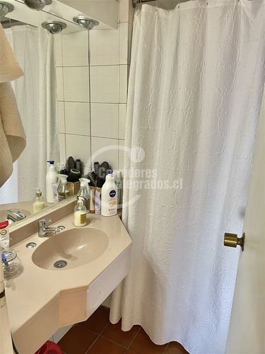 Departamento En Venta De 3 Dorm. Metro Manquehue