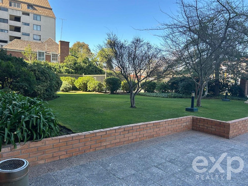 Departamento En Venta De 4 Dorm. En Las Condes