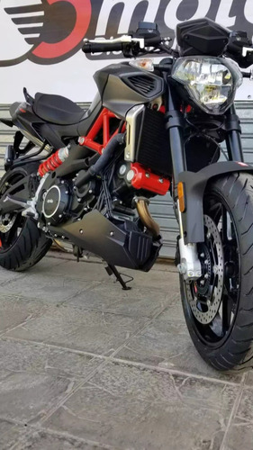 Aprilia Shiver 900