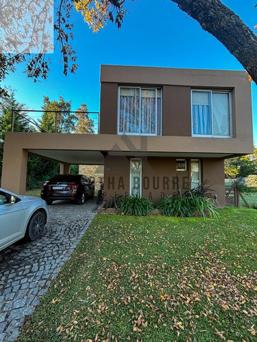 Casa  En Venta En Sausalito, Pilar, G.b.a. Zona Norte