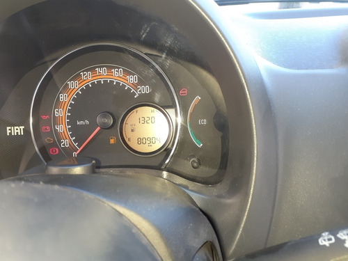 Imagem 4 de 5 de Fiat Uno 2012 1.0 Vivace Flex 5p