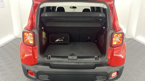 Imagen 25 de 25 de Jeep Renegade 2023 Sport 1.8