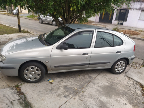 Imagen 1 de 5 de Renault Megane 1.6 Bic Pack Plus 2007