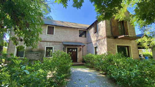 Casa En Venta En Barrio El Pato Verde Muñiz