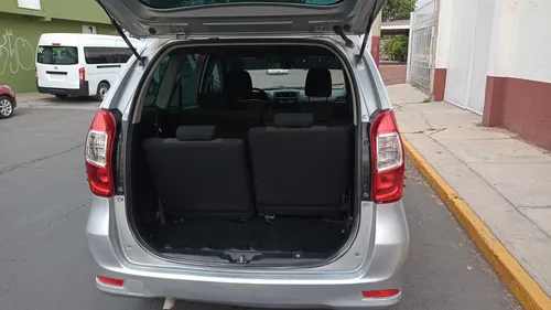 Toyota Avanza 1.5 Premium 99hp Mt