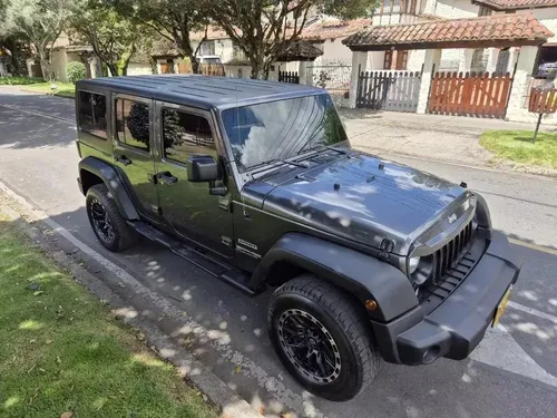 Jeep Wrangler Unlimited 3.6 Sport Unlimited