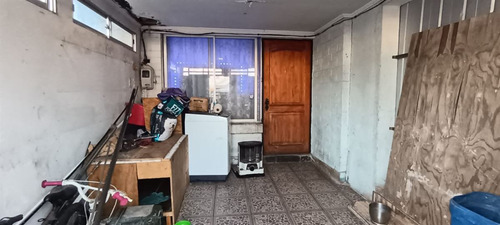 Casa En Venta De 5 Dorm. En Quilicura