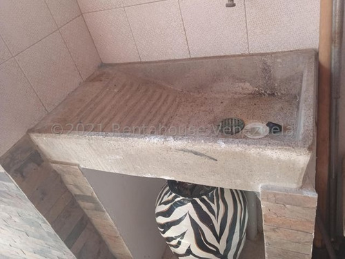 Imagen 6 de 30 de Casas En Venta Ribereña Cabusare Lara 3 Habitaciones 2 Baños 1 P/e Cod # 22 - 11058 Katty Vasquez Rentahouse 412-1498654 Contactame. Excelente Bajo Precio De Oportunidad E Inversion. Negociable !!!