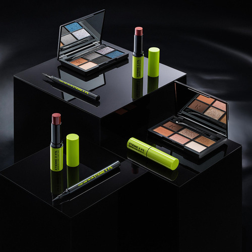 Etienne X Kel Paleta De Sombras X 6 Non Negotiable Color Azules