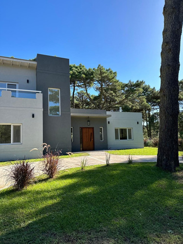 Casa Alamos A Etrenar,con Gas Natural