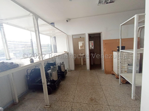 Edificio Comercial En Venta En Avenida Libertador Barquisimeto Lara. Código 23-15252 Excelente Oportunidad Al Mejor Precio Negociable!!!. Comunicate Conmigo! Gracias. Pregunta Sin Compromiso Kv #