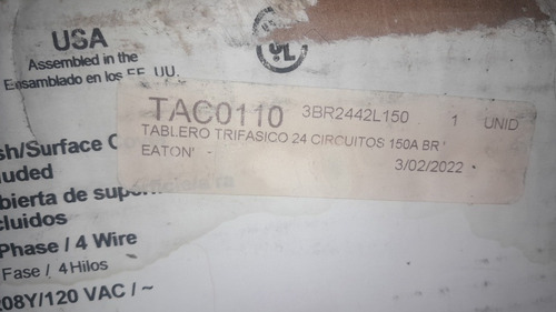 Imagen 1 de 5 de Tablero Trifasico 24 Circuitos Eaton