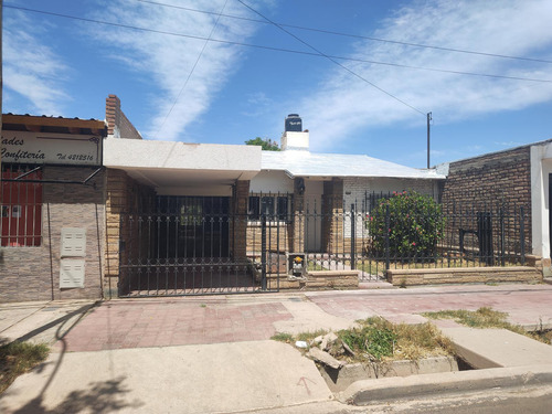 Casa En  Barrio Santa Ana