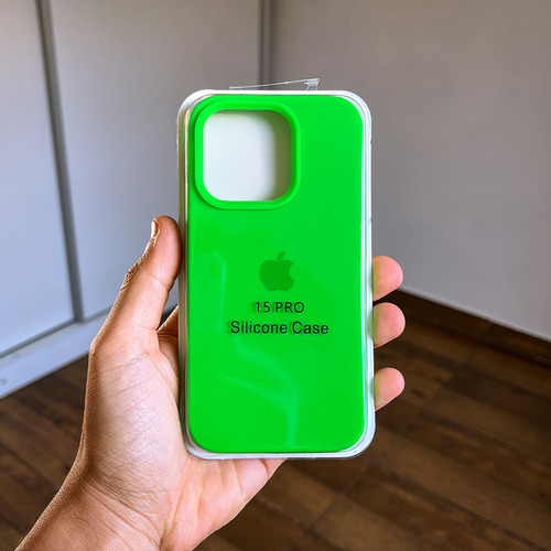 Funda Silicona Iphone 15 Pro Silicone Case Verde Lima Lisa