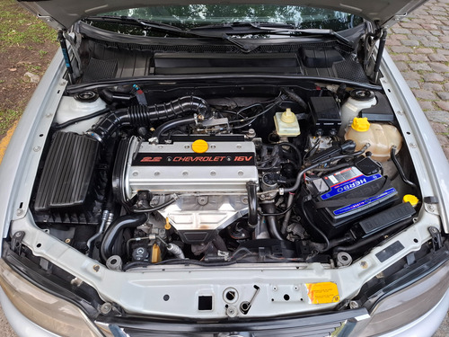 Chevrolet Vectra 2.2 Cd At