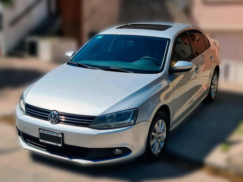 Imagen 1 de 8 de Volkswagen Vento 2011 2.0 Advance I 110cv