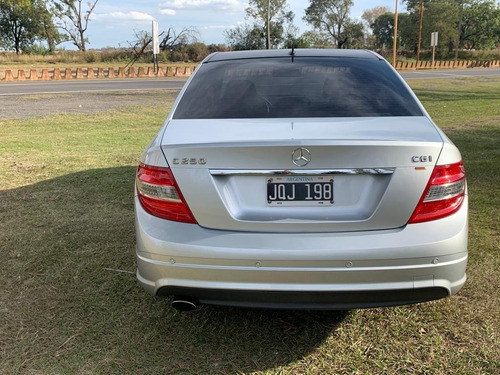 Imagen 2 de 8 de Mercedes Benz C250cgi 2011