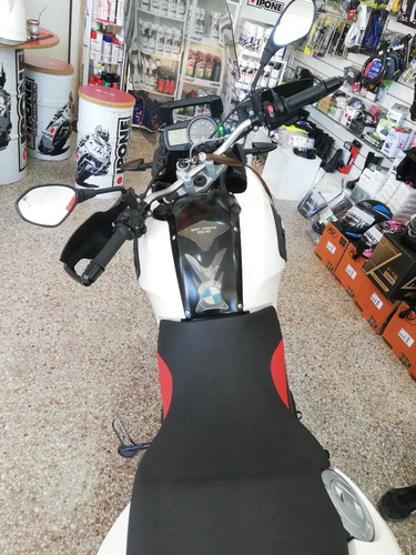 Moto Bmw 650 Gs Modelo 2012 Muy Equipada Con Accesorios