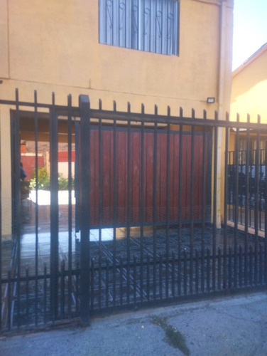 Arriendo Casa En La Calle Aeropuerto 166 Estacion Central