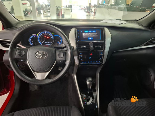 Toyota Yaris 1.3 16V FLEX XL PLUS TECH MULTIDRIVE