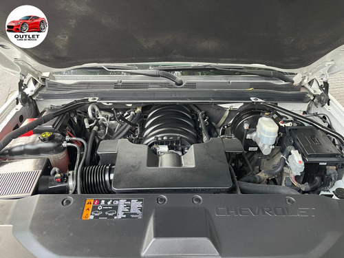 Chevrolet Suburban 5.4 Ls Tela At