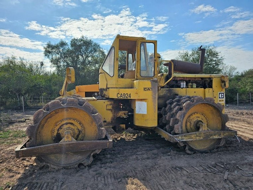 Compactador Caterpillar - 825b