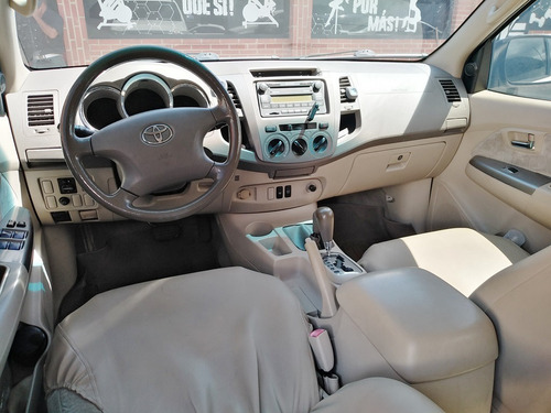 Toyota Fortuner Sr5 7ptos Automatica 4x4