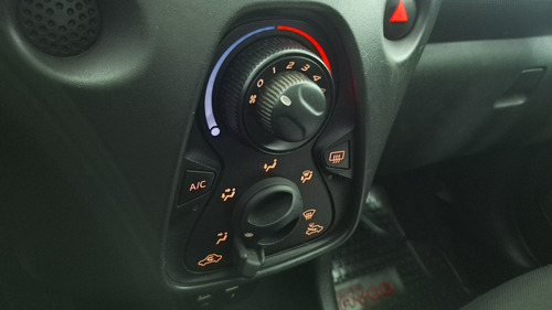 Toyota Aygo 1.0 X-R5 STD