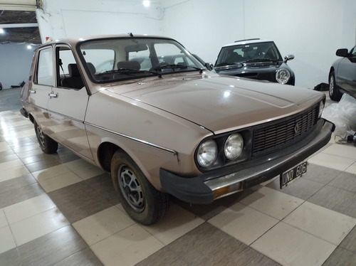 Renault 12