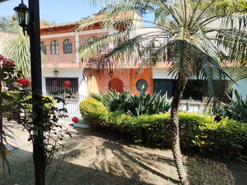 Casa En Privada En Tlaltenango, Cuernavaca, Morelos - Crb-792-dpx