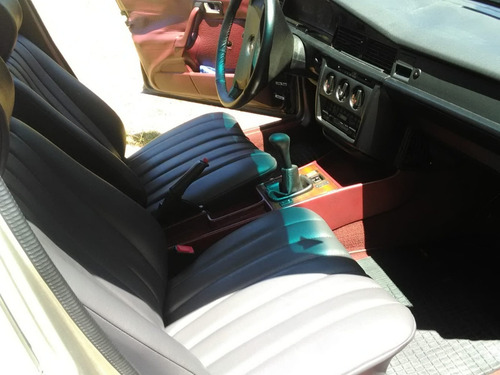 Mercedes Benz 190 D 2.5