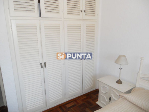 Imagen 20 de 21 de Apartamento En Mansa, 3 Dormitorios *
