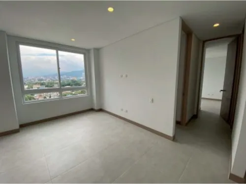 Venta Apartamento De 124mts2 En La Flora, Norte De Cali 7651.