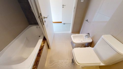 Imagen 20 de 30 de Apartamento En Venta De 4 Dormitorios En Playa Brava (ref: Sdr-2871)