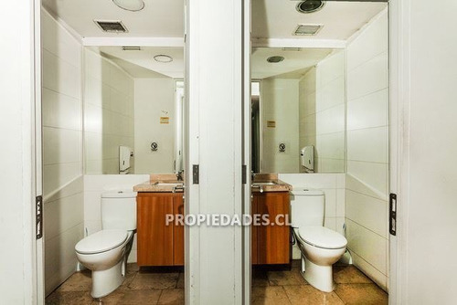 Imagen 16 de 20 de Oficina En Arriendo En Providencia