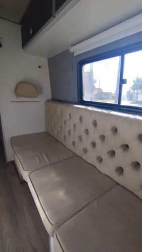 Mercedes Benz Sprinter 413