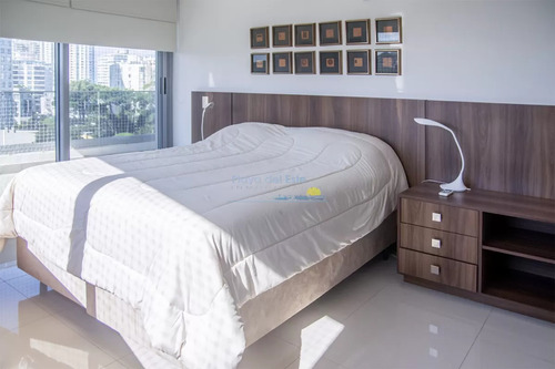 Apartamento En Venta En Torre Esmeralda De 3 Dormitorios , En Punta Del Este