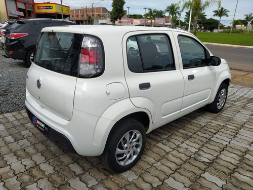 Imagem 4 de 11 de Uno Attractive 1.0 Fire Flex 8v 5p