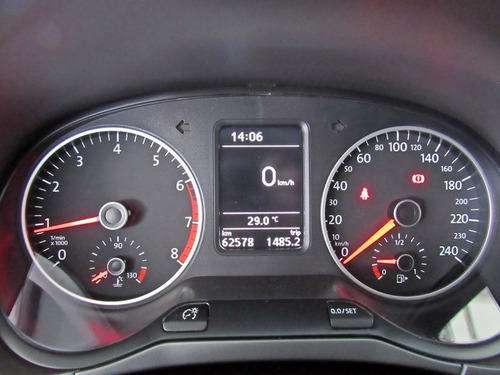Volkswagen Fox 1.6 MSI TOTAL FLEX CONNECT 4P MANUAL