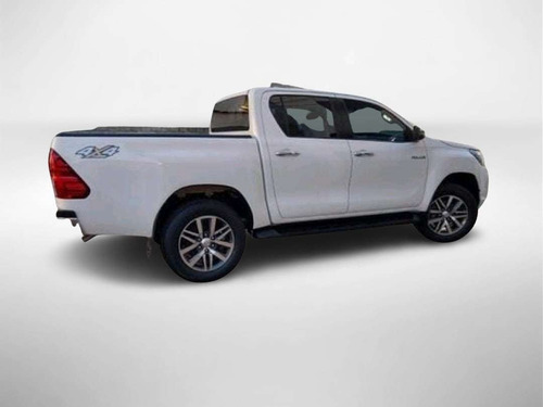 Imagem 4 de 11 de Toyota Hilux Cd Srv 4x4 At 2.8 Tb
