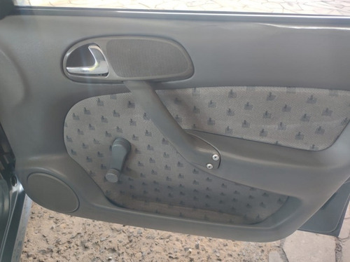 Imagem 12 de 15 de Volkswagen Parati 1.6