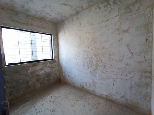 En Venta, Town House A Diseñar A Tu Gusto. San Diego.