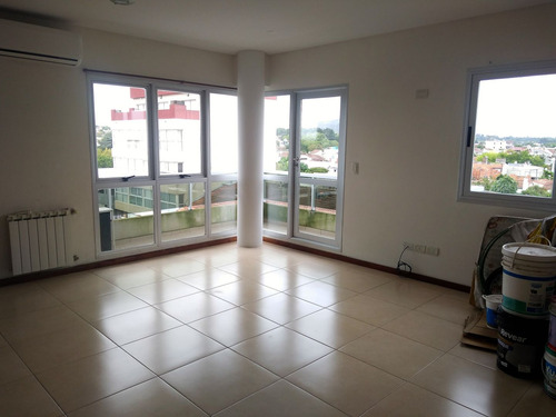 Departamento En Venta En Balcarce